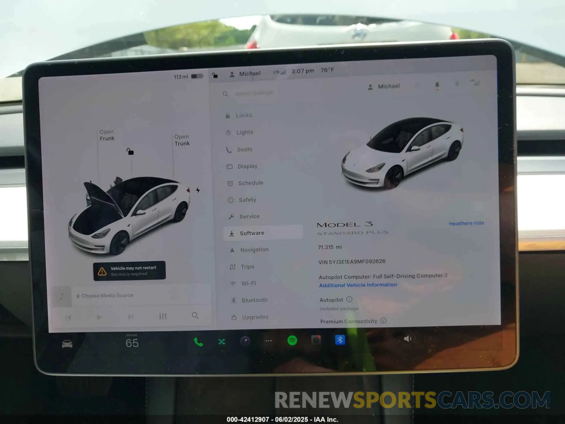 18 Фотография поврежденного автомобиля 5YJ3E1EA9MF092626 TESLA MODEL 3 2021