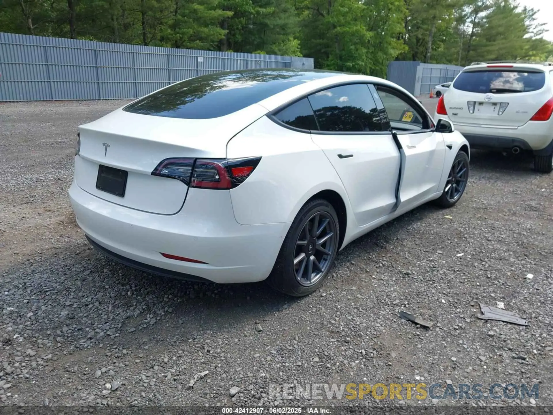 4 Фотография поврежденного автомобиля 5YJ3E1EA9MF092626 TESLA MODEL 3 2021