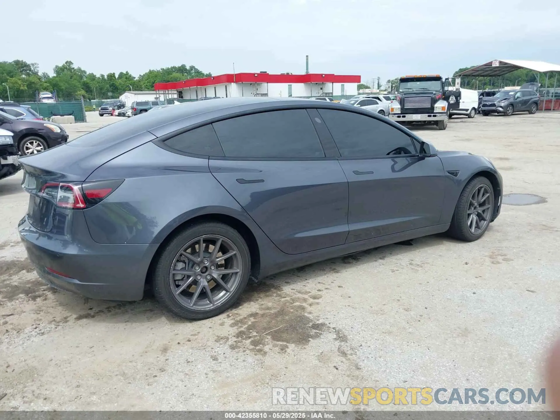 4 Фотография поврежденного автомобиля 5YJ3E1EA9MF094554 TESLA MODEL 3 2021