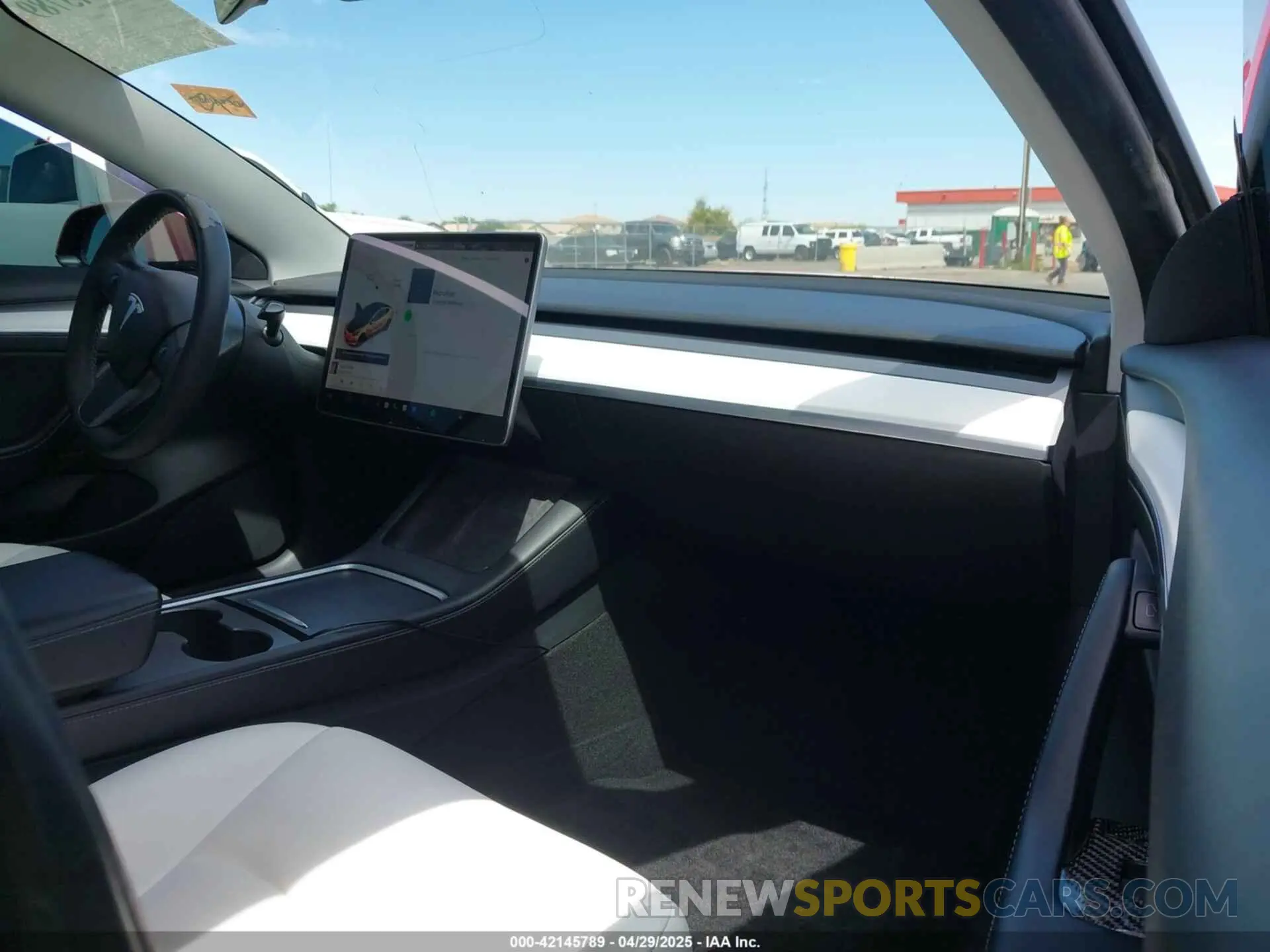 5 Фотография поврежденного автомобиля 5YJ3E1EA9MF097437 TESLA MODEL 3 2021