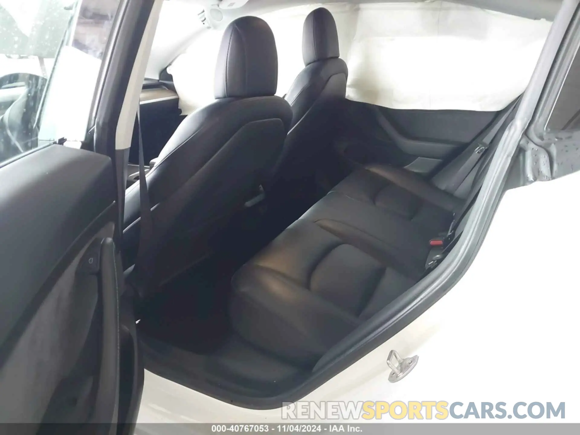 8 Photograph of a damaged car 5YJ3E1EA9MF919802 TESLA MODEL 3 2021