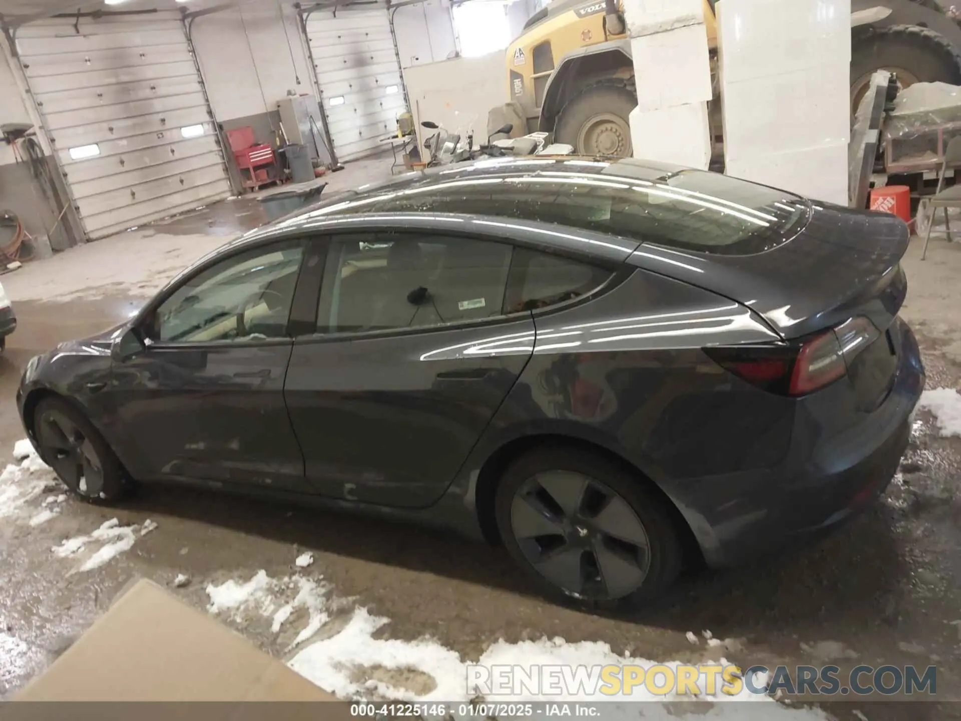 15 Photograph of a damaged car 5YJ3E1EA9MF991454 TESLA MODEL 3 2021