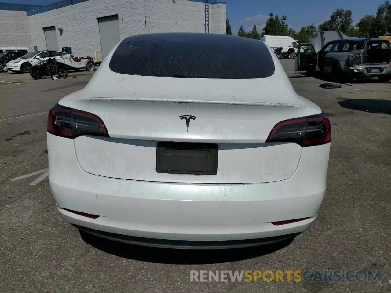 6 Фотография поврежденного автомобиля 5YJ3E1EAXMF028630 TESLA MODEL 3 2021