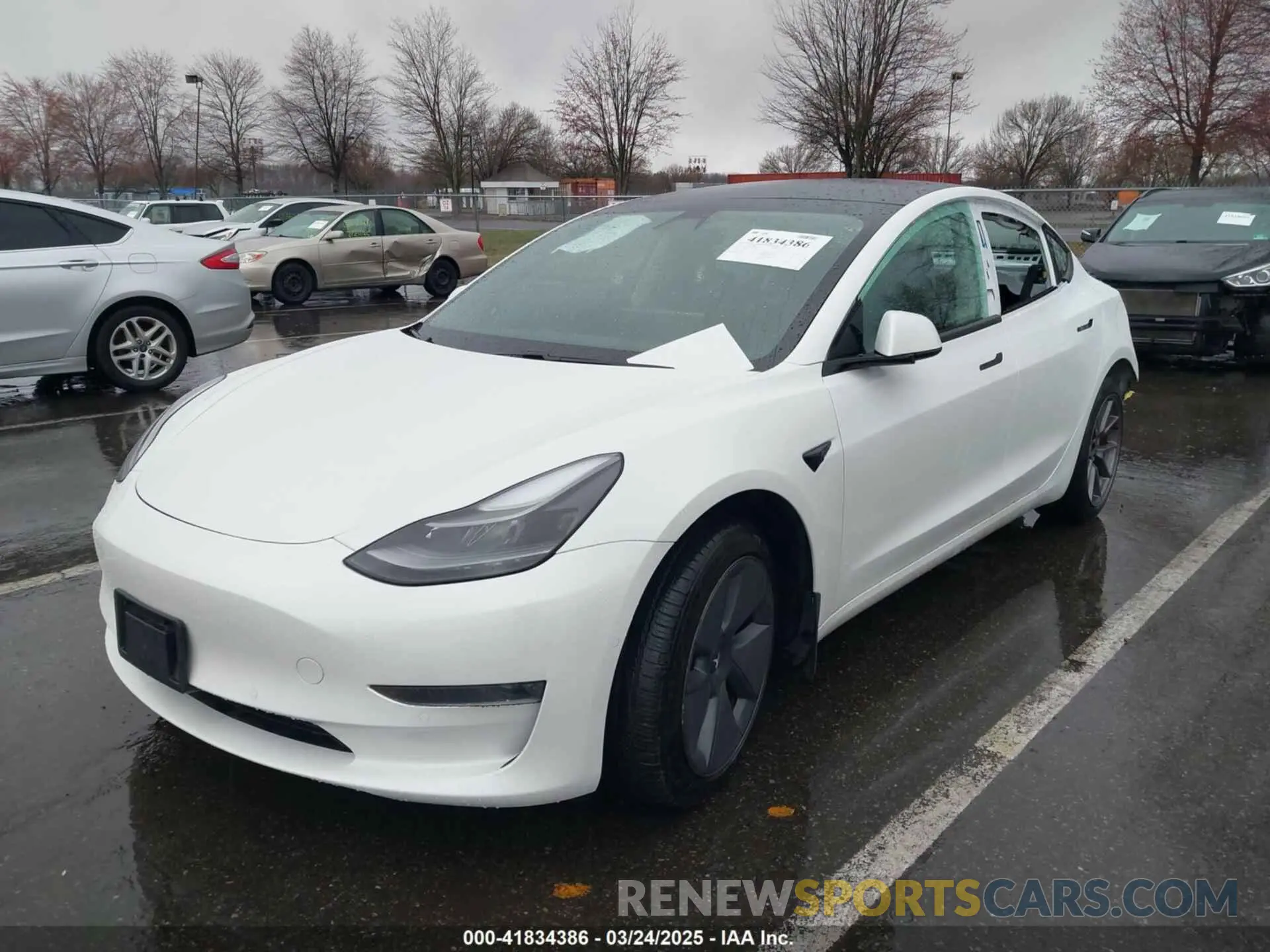 2 Фотография поврежденного автомобиля 5YJ3E1EAXMF052765 TESLA MODEL 3 2021