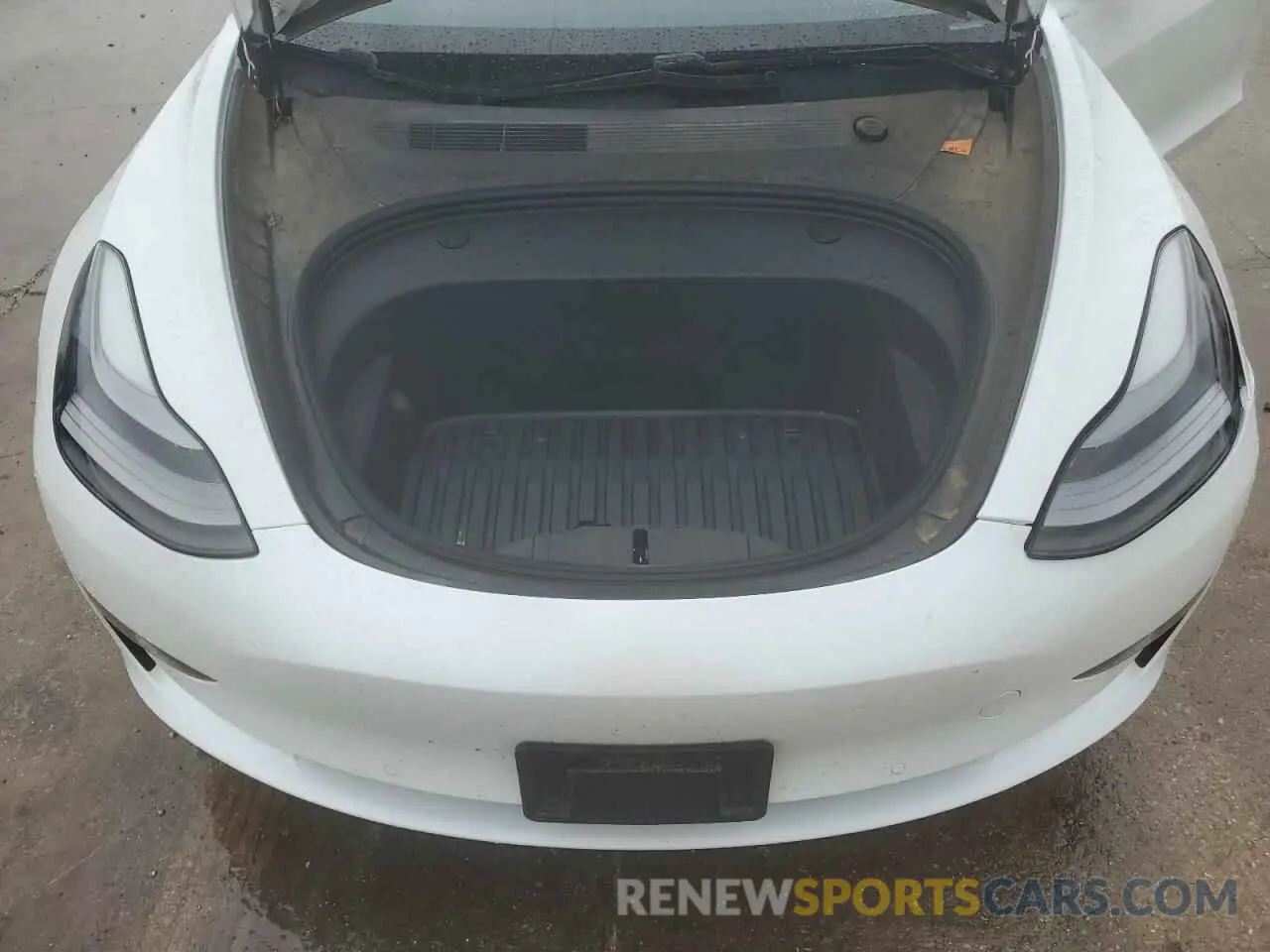 11 Photograph of a damaged car 5YJ3E1EAXMF057867 TESLA MODEL 3 2021