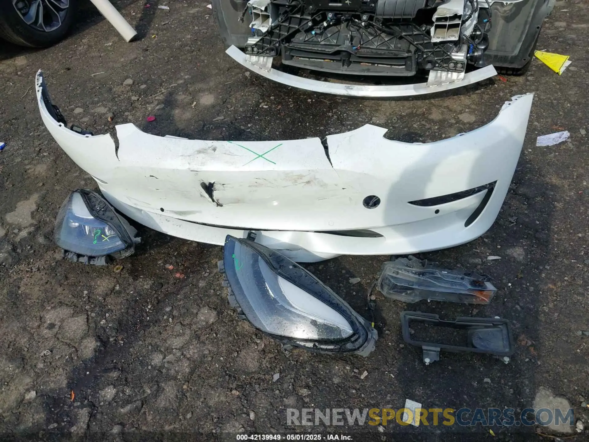 12 Photograph of a damaged car 5YJ3E1EAXMF099245 TESLA MODEL 3 2021