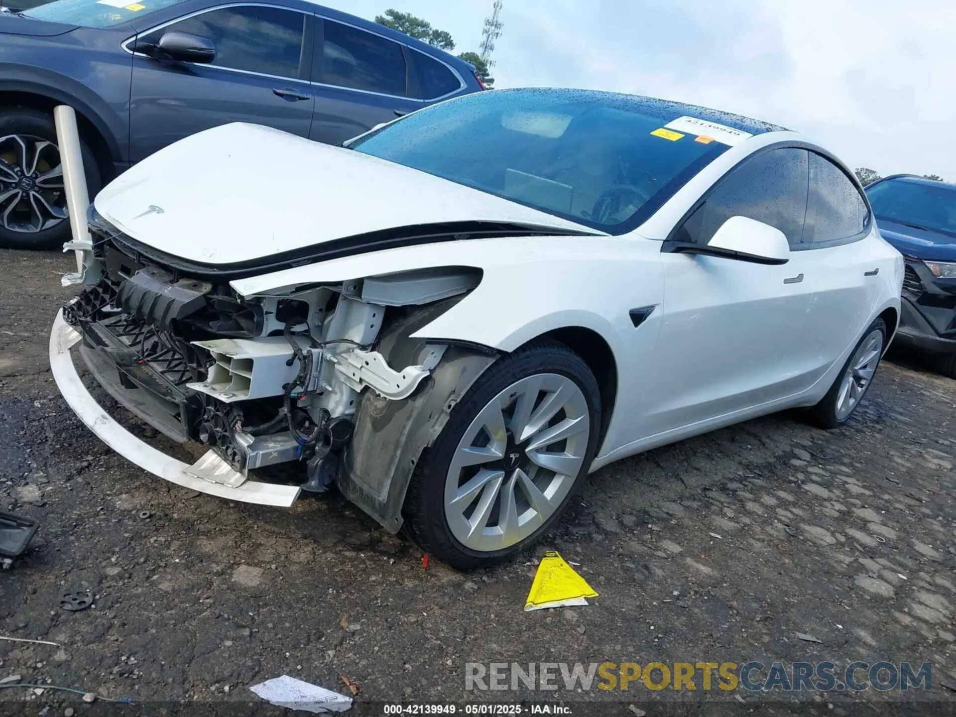 2 Photograph of a damaged car 5YJ3E1EAXMF099245 TESLA MODEL 3 2021