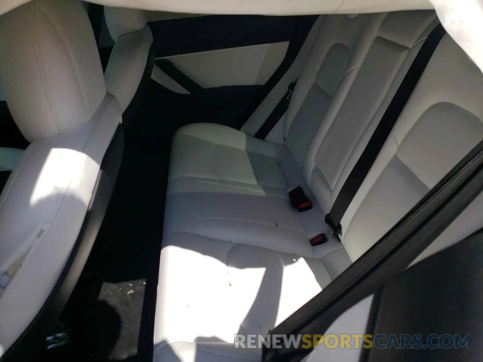 6 Photograph of a damaged car 5YJ3E1EAXMF870996 TESLA MODEL 3 2021