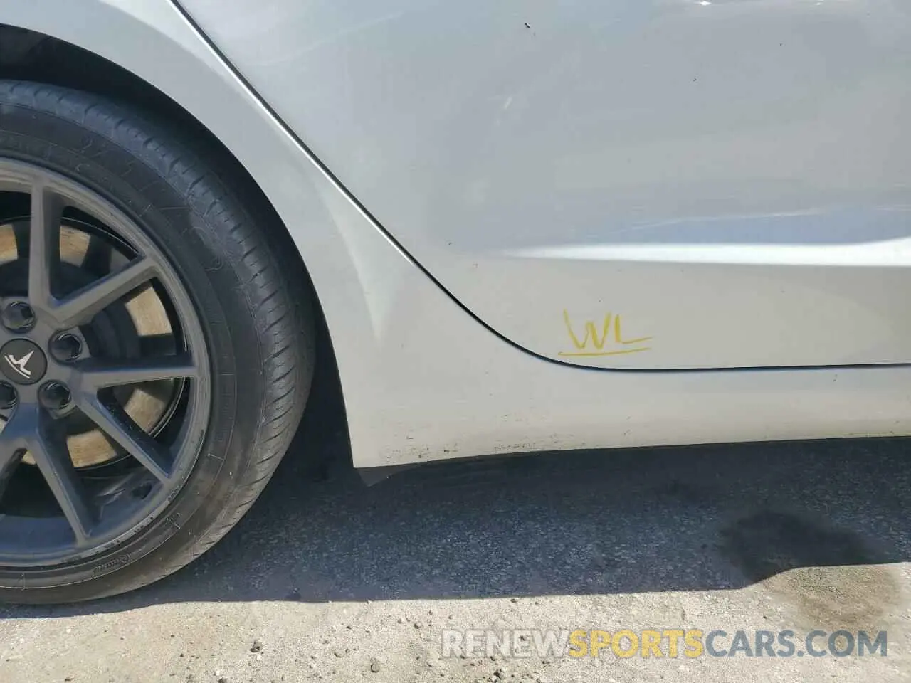 12 Photograph of a damaged car 5YJ3E1EAXMF921669 TESLA MODEL 3 2021