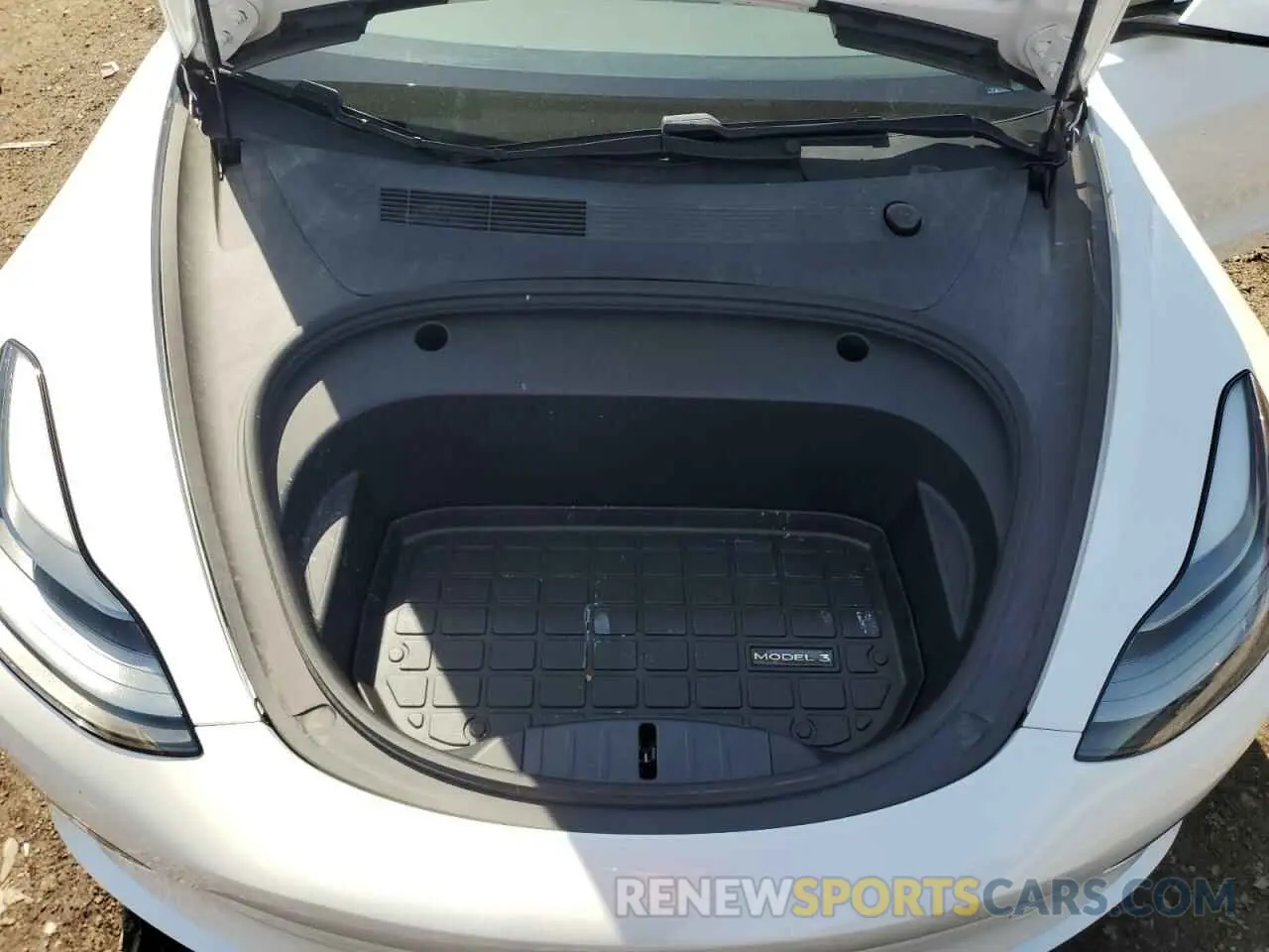 11 Photograph of a damaged car 5YJ3E1EAXMF977983 TESLA MODEL 3 2021