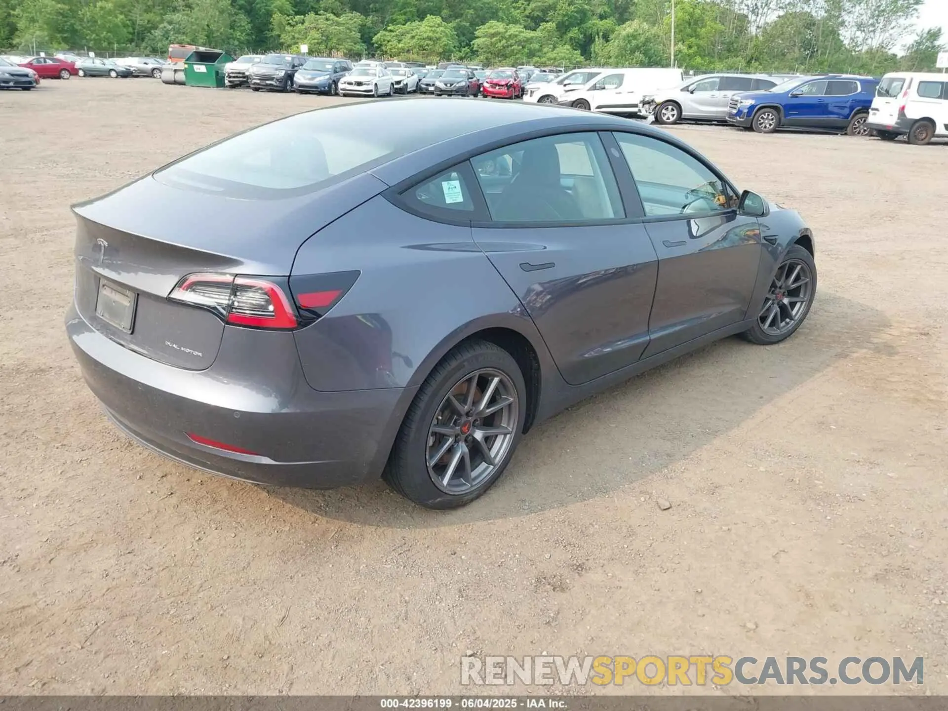4 Фотография поврежденного автомобиля 5YJ3E1EB0MF036423 TESLA MODEL 3 2021