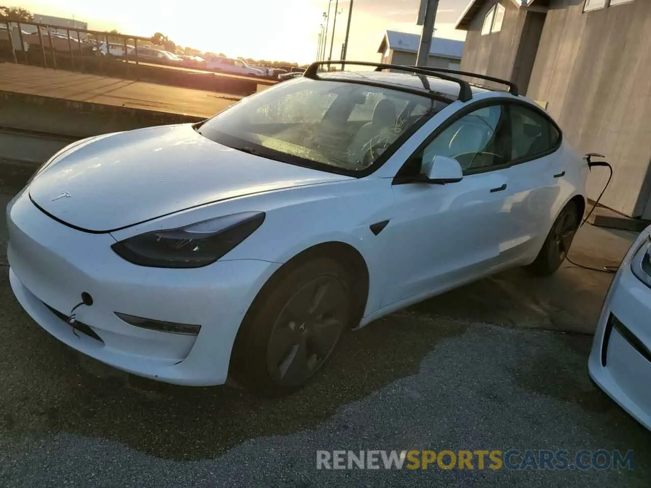 1 Фотография поврежденного автомобиля 5YJ3E1EB0MF036471 TESLA MODEL 3 2021