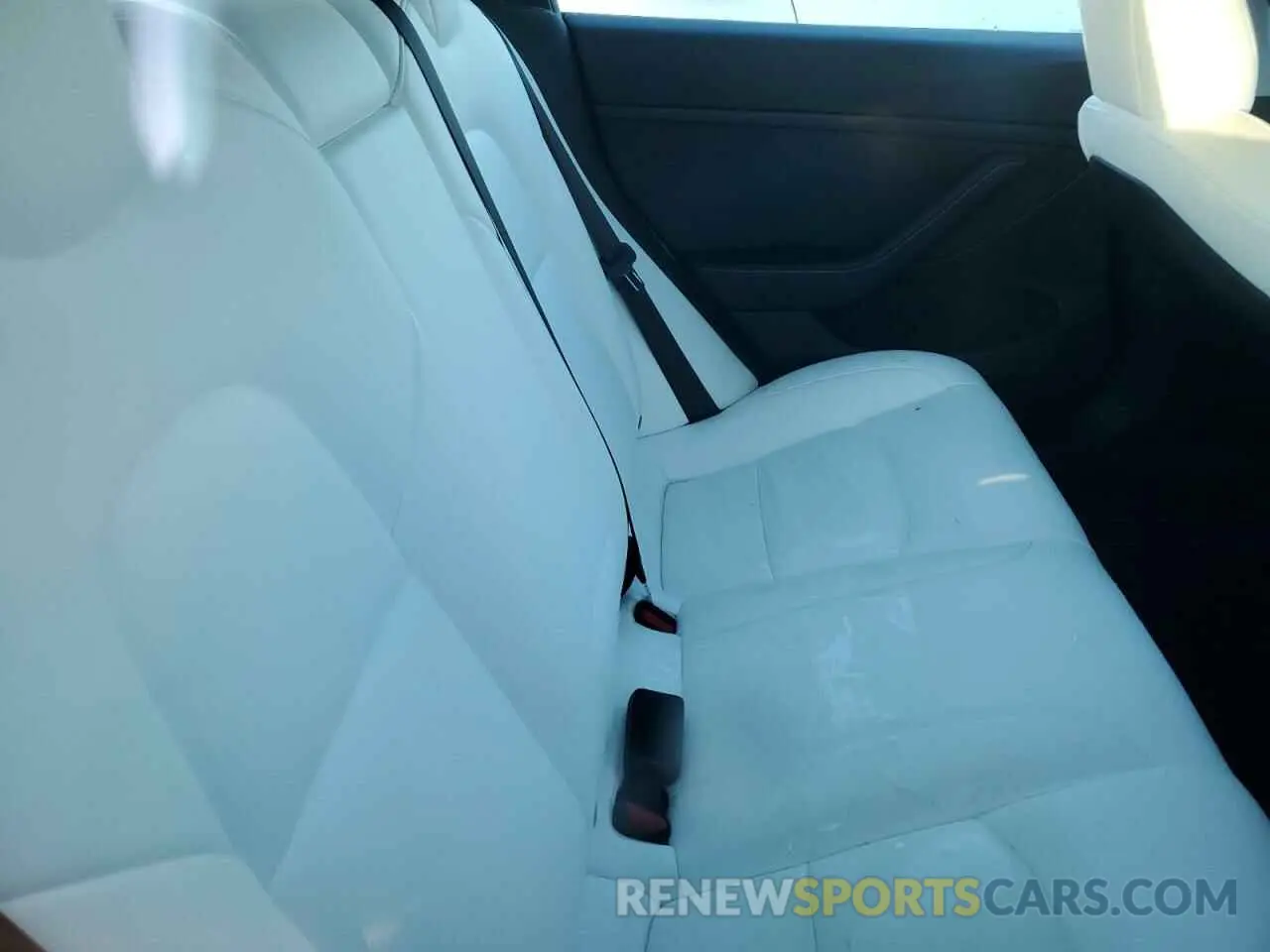 10 Фотография поврежденного автомобиля 5YJ3E1EB0MF036471 TESLA MODEL 3 2021