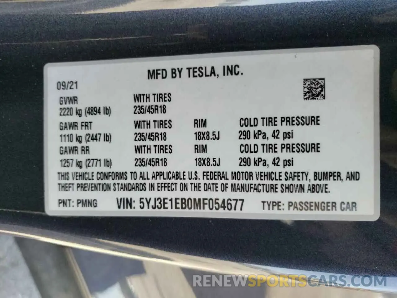 10 Photograph of a damaged car 5YJ3E1EB0MF054677 TESLA MODEL 3 2021