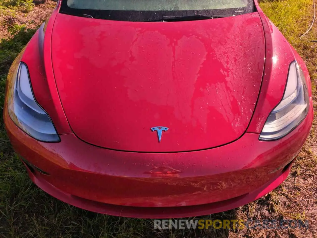12 Photograph of a damaged car 5YJ3E1EB0MF087789 TESLA MODEL 3 2021