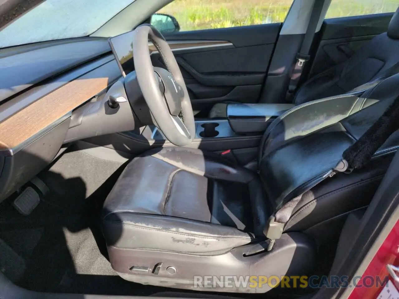 7 Photograph of a damaged car 5YJ3E1EB0MF087789 TESLA MODEL 3 2021