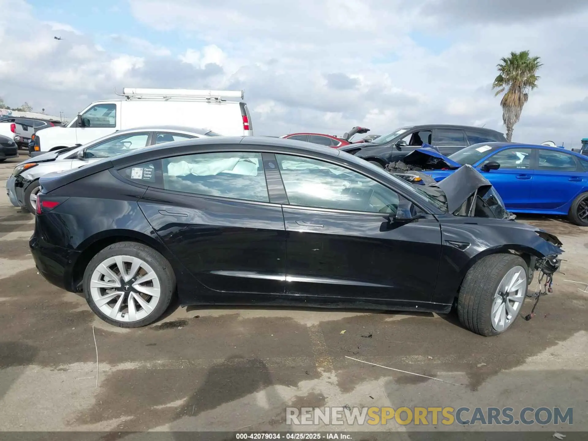 14 Фотография поврежденного автомобиля 5YJ3E1EB0MF855531 TESLA MODEL 3 2021