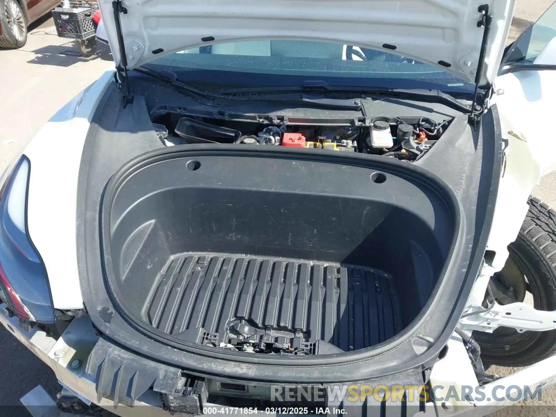 10 Photograph of a damaged car 5YJ3E1EB0MF860289 TESLA MODEL 3 2021