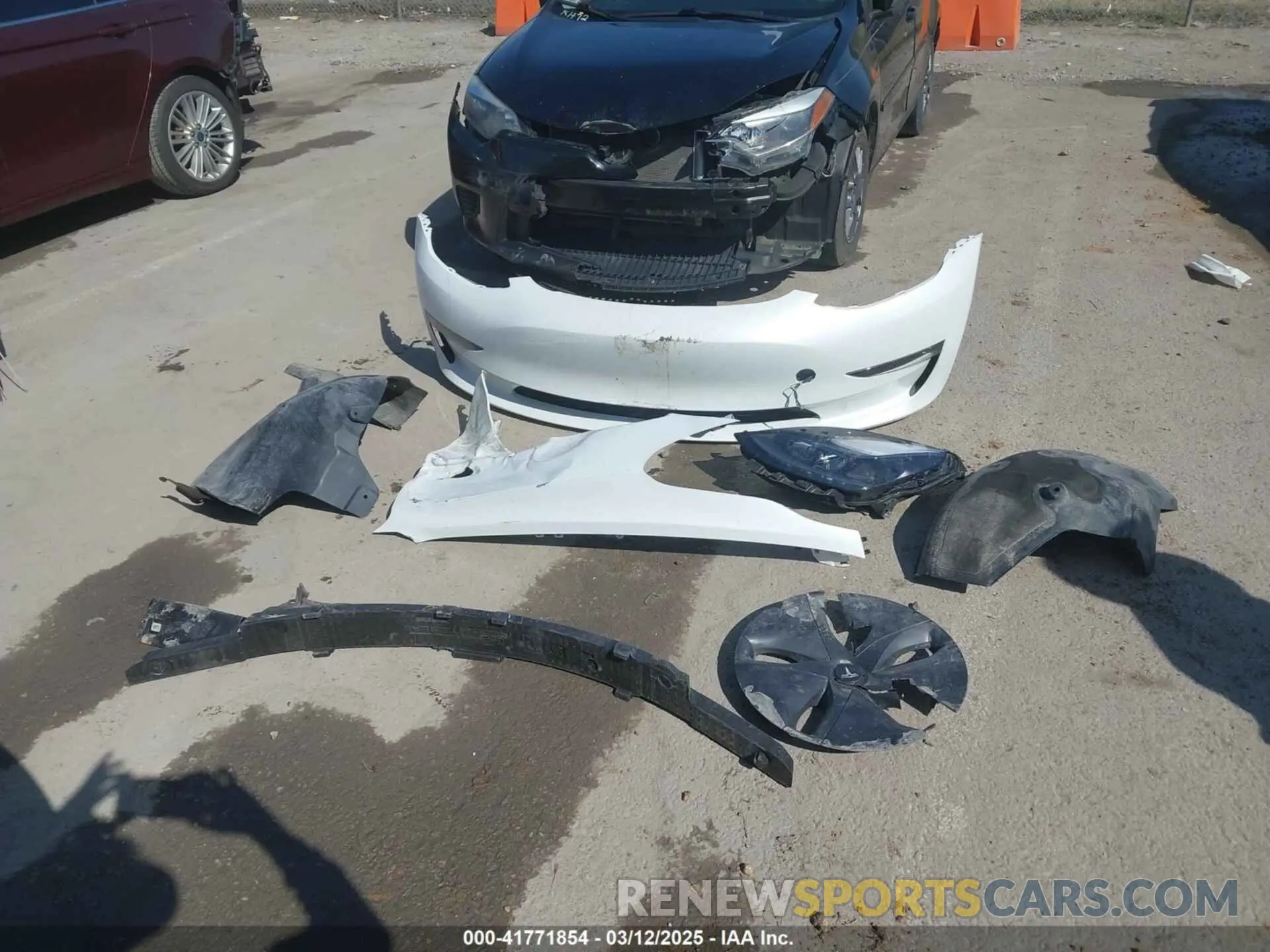 12 Photograph of a damaged car 5YJ3E1EB0MF860289 TESLA MODEL 3 2021