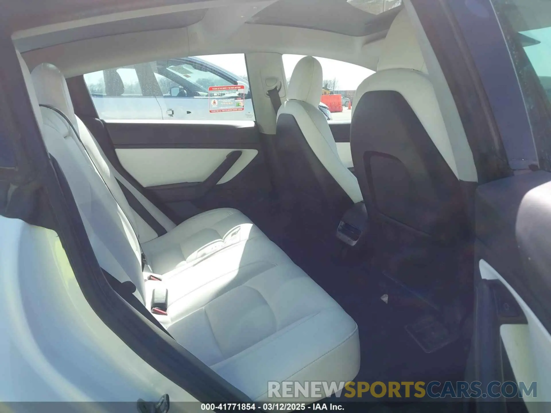 8 Photograph of a damaged car 5YJ3E1EB0MF860289 TESLA MODEL 3 2021