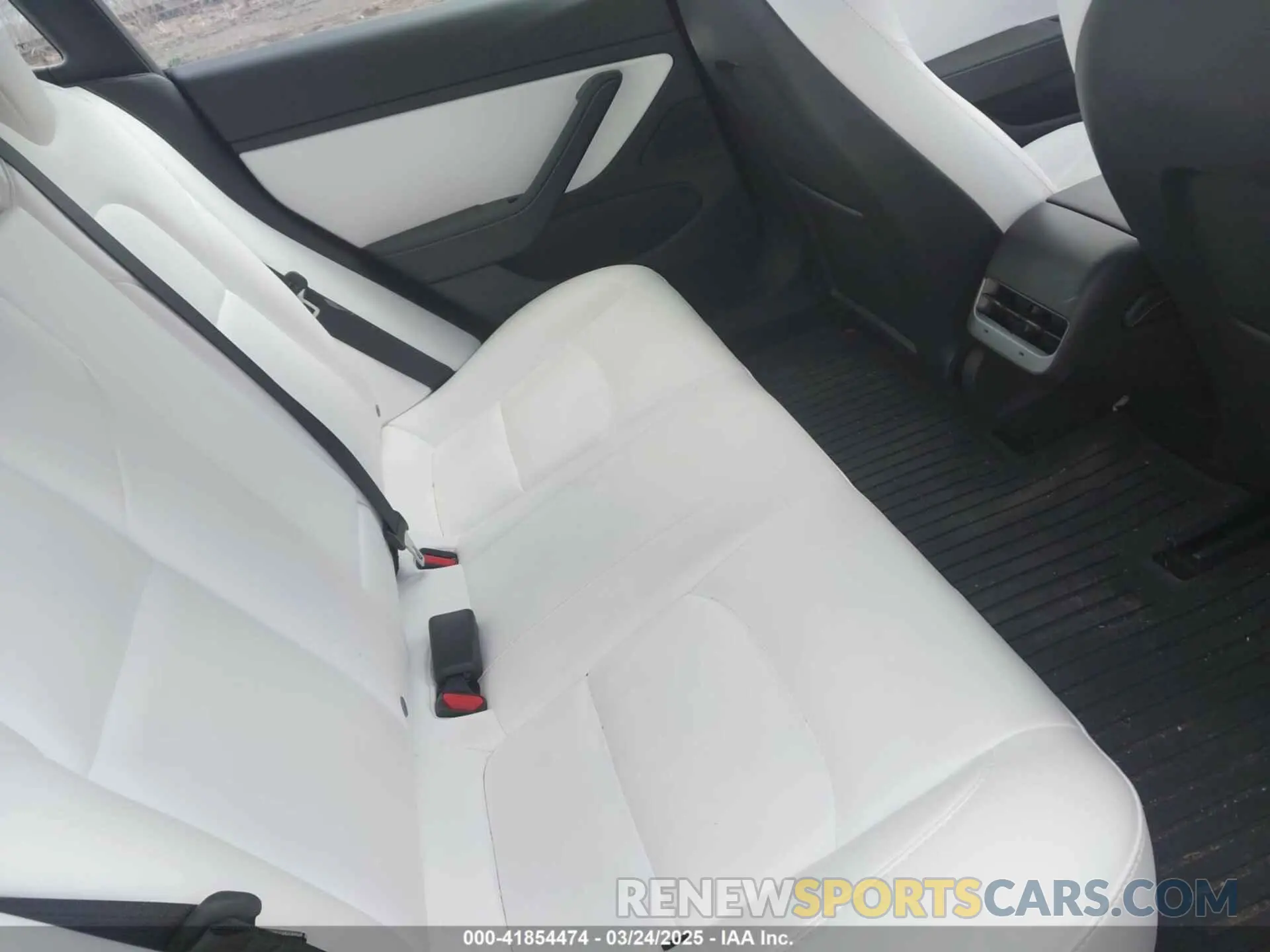 8 Фотография поврежденного автомобиля 5YJ3E1EB0MF902833 TESLA MODEL 3 2021