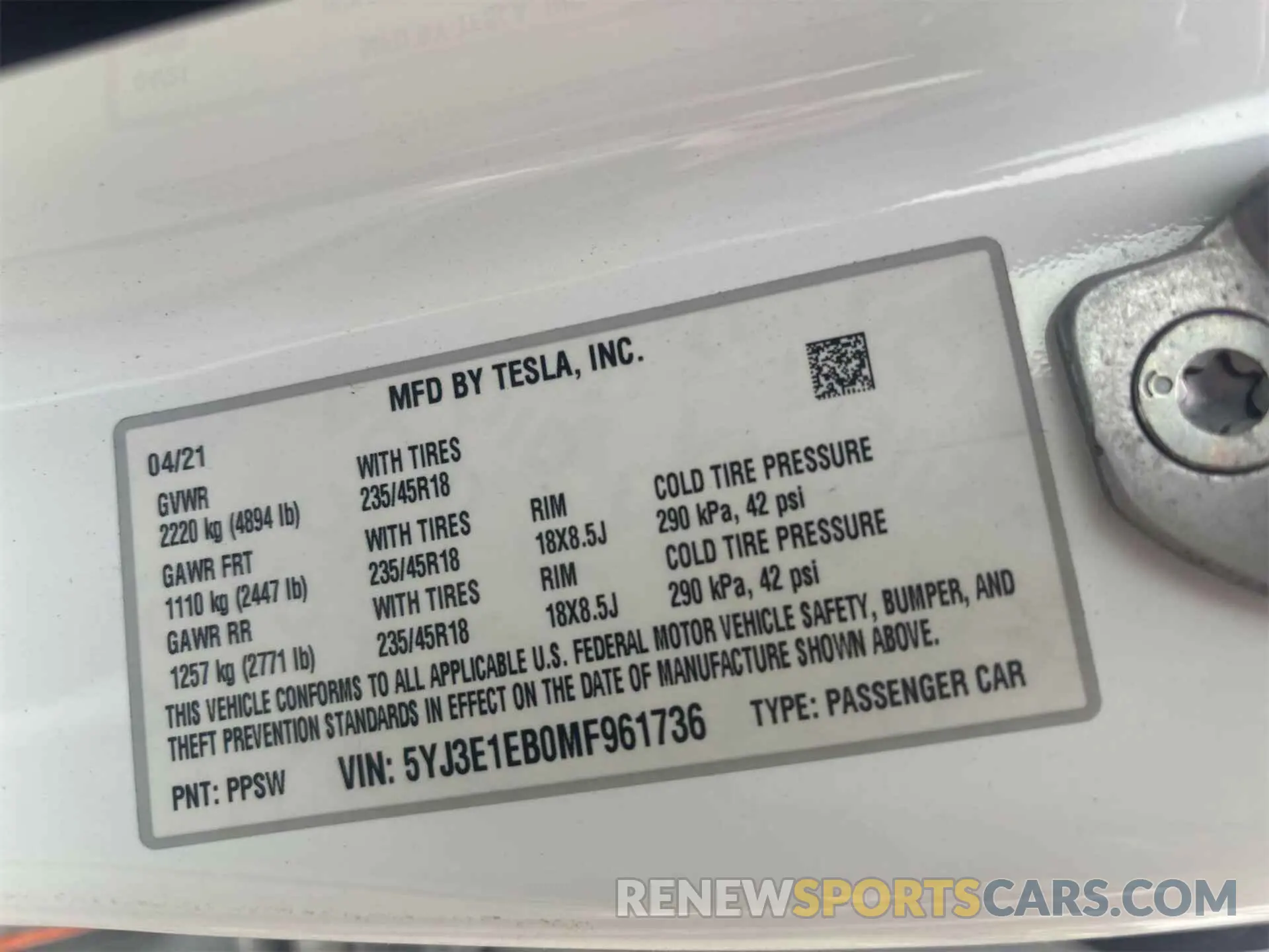 18 Фотография поврежденного автомобиля 5YJ3E1EB0MF961736 TESLA MODEL 3 2021