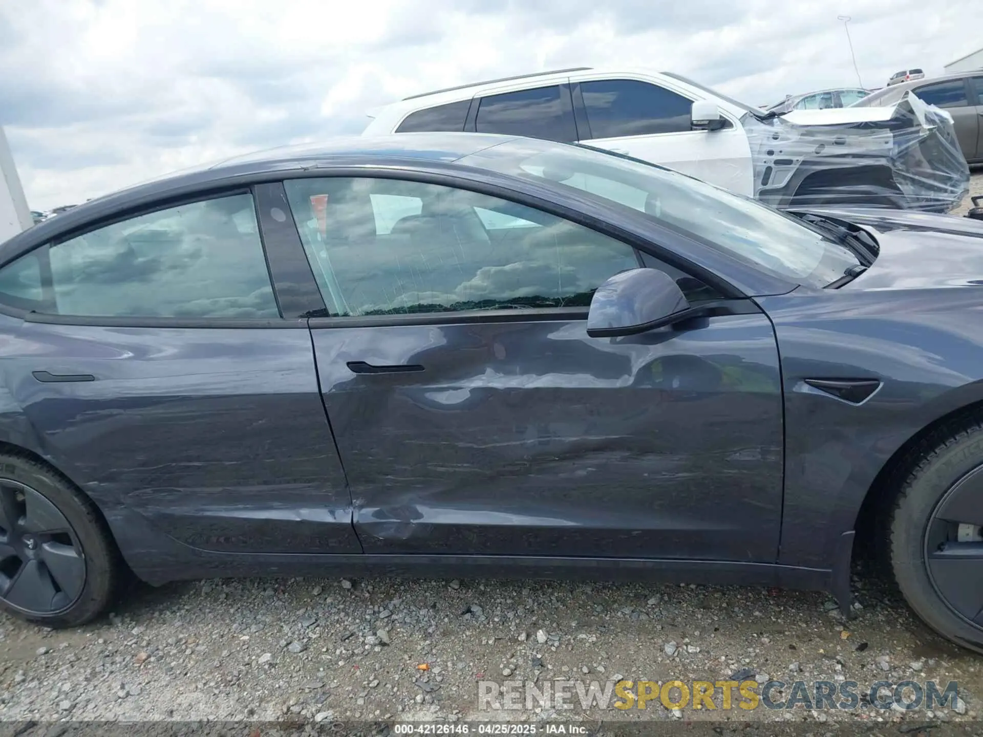 13 Фотография поврежденного автомобиля 5YJ3E1EB0MF979654 TESLA MODEL 3 2021