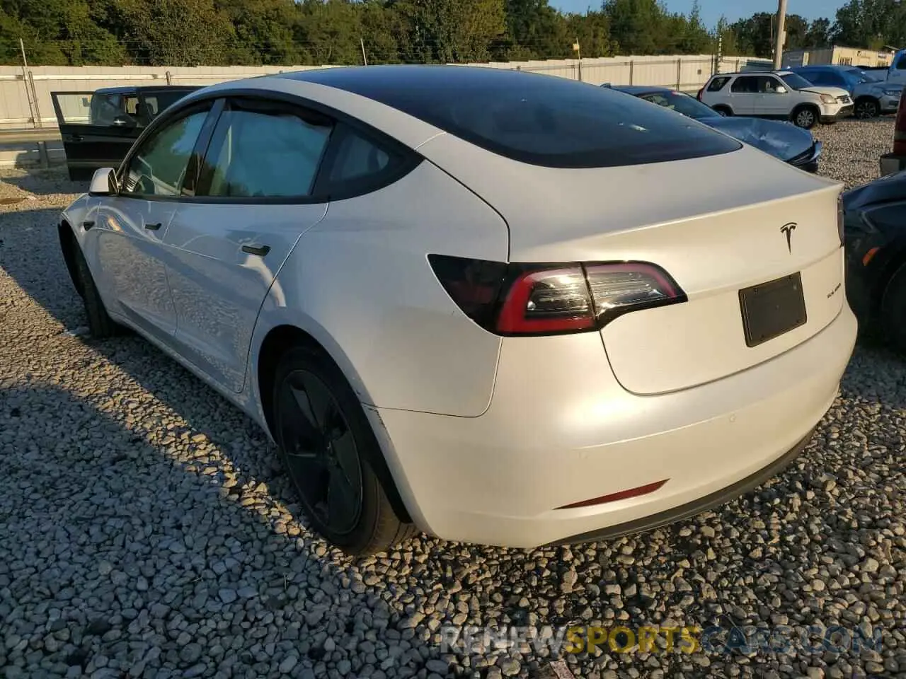 2 Фотография поврежденного автомобиля 5YJ3E1EB0MF992310 TESLA MODEL 3 2021