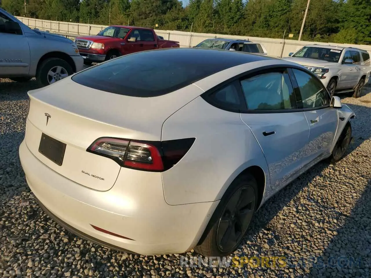 3 Фотография поврежденного автомобиля 5YJ3E1EB0MF992310 TESLA MODEL 3 2021