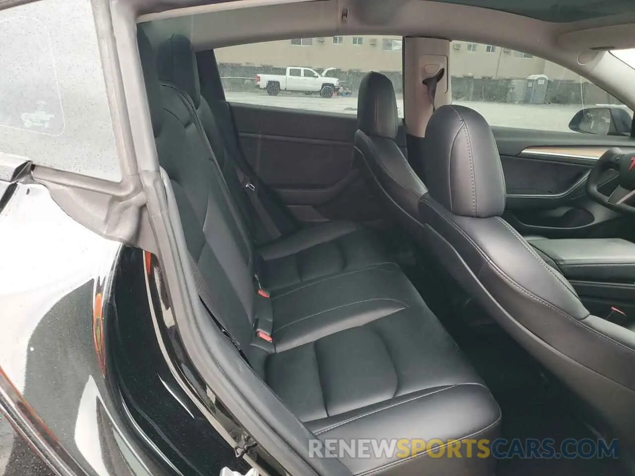 10 Photograph of a damaged car 5YJ3E1EB1MF044157 TESLA MODEL 3 2021