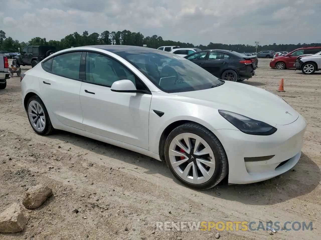 4 Photograph of a damaged car 5YJ3E1EB1MF049049 TESLA MODEL 3 2021
