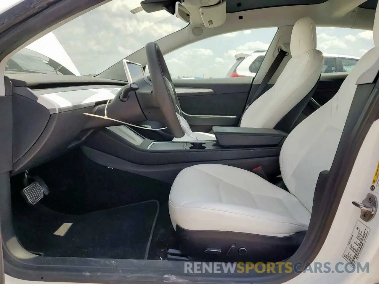 7 Photograph of a damaged car 5YJ3E1EB1MF049049 TESLA MODEL 3 2021