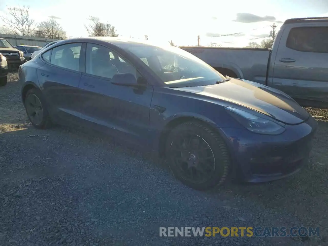 4 Фотография поврежденного автомобиля 5YJ3E1EB1MF050086 TESLA MODEL 3 2021