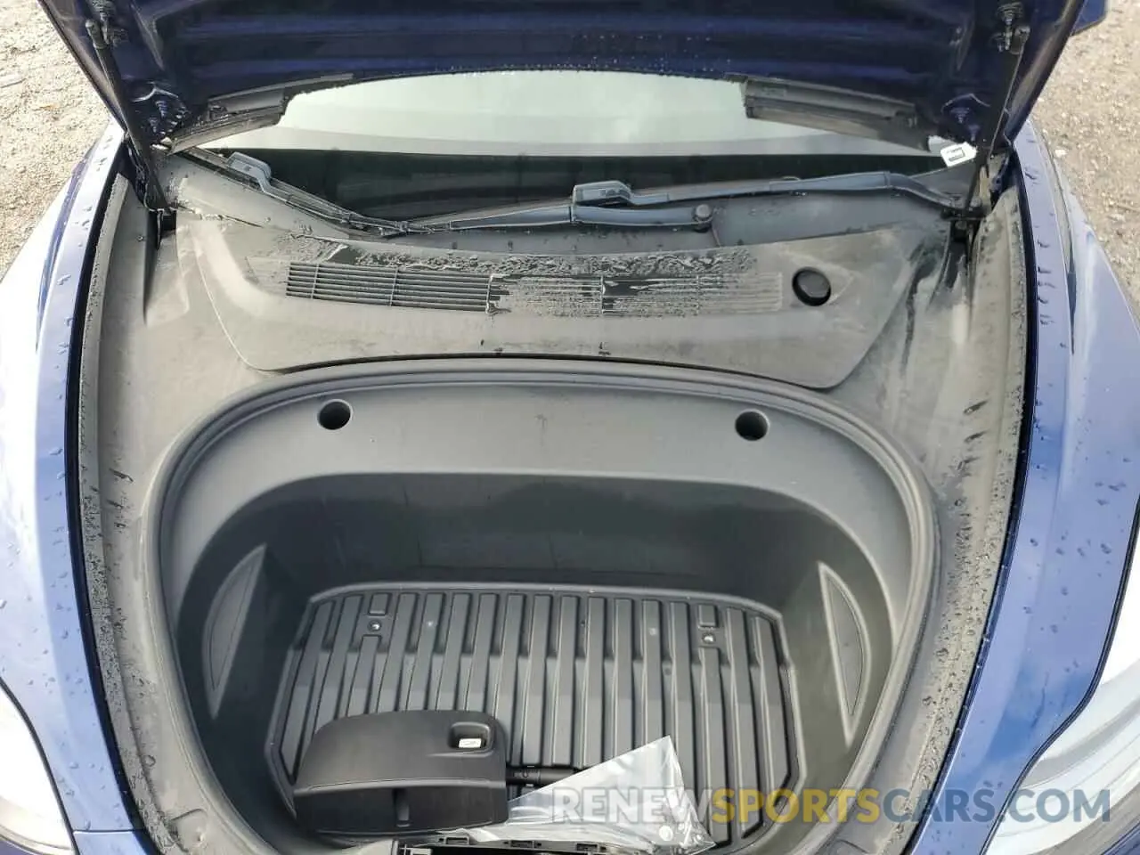 11 Photograph of a damaged car 5YJ3E1EB1MF063971 TESLA MODEL 3 2021