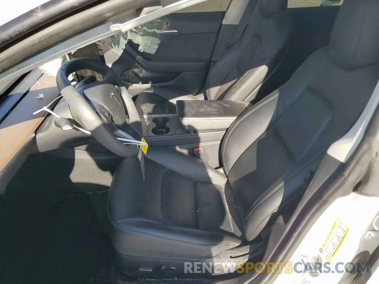 7 Photograph of a damaged car 5YJ3E1EB1MF064716 TESLA MODEL 3 2021