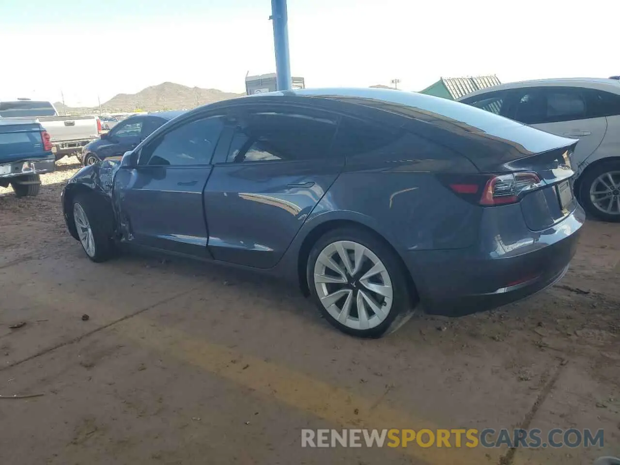 2 Photograph of a damaged car 5YJ3E1EB1MF925764 TESLA MODEL 3 2021