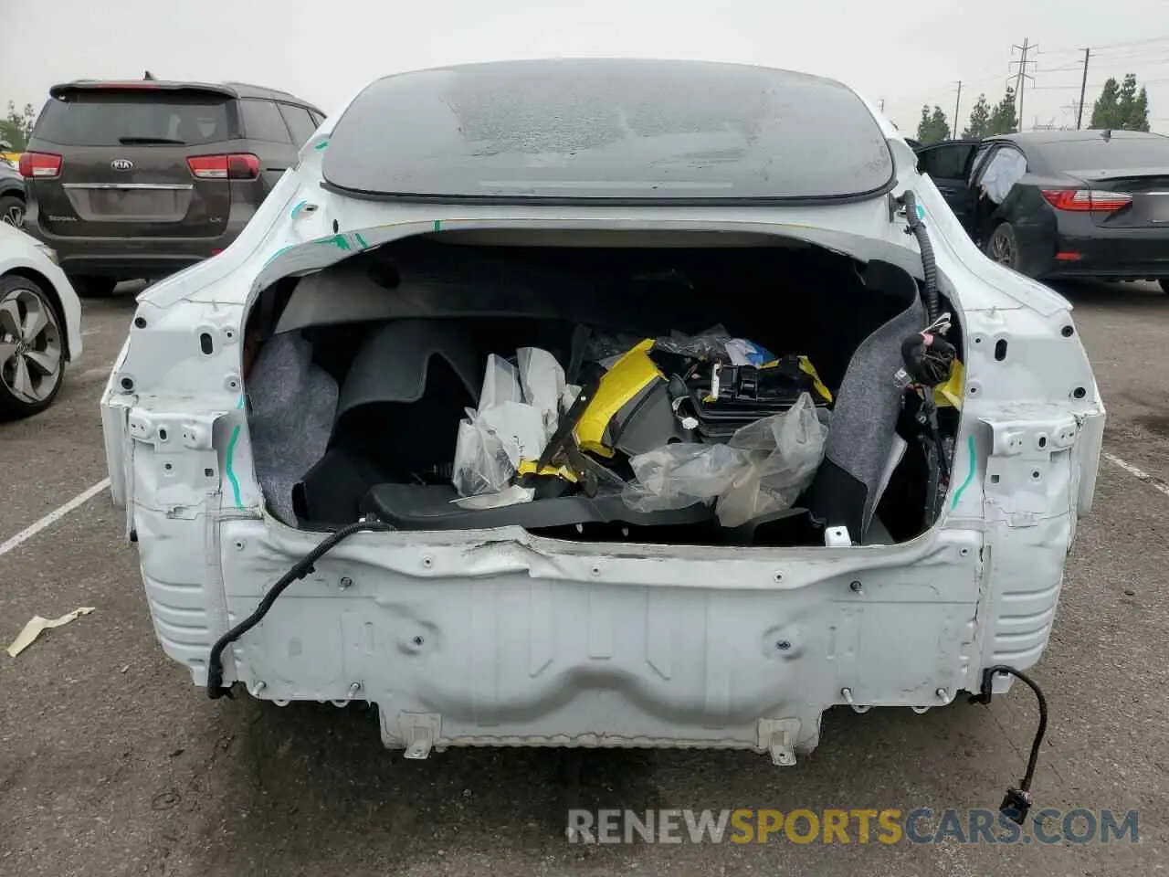 6 Photograph of a damaged car 5YJ3E1EB1MF928471 TESLA MODEL 3 2021