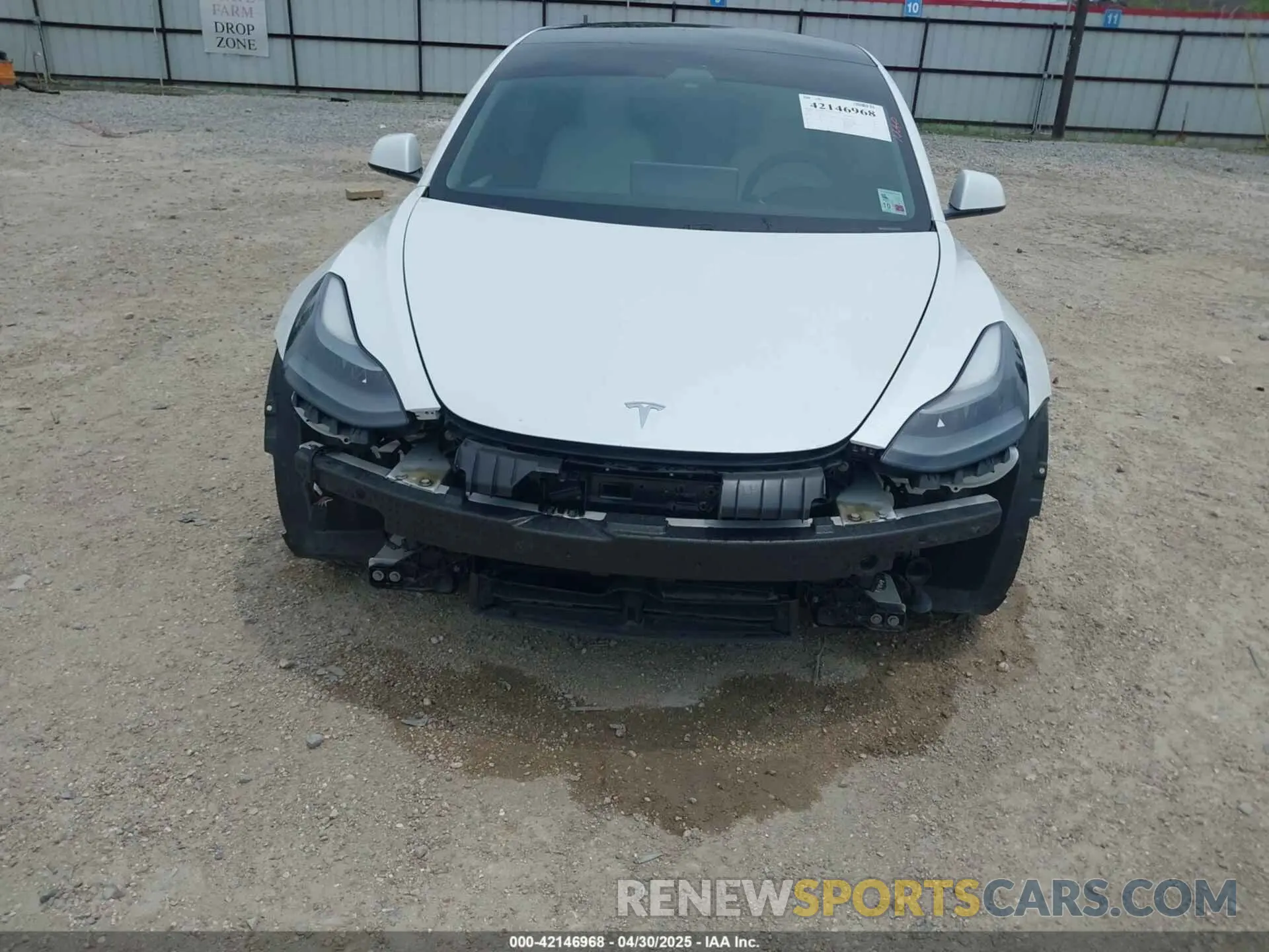 6 Photograph of a damaged car 5YJ3E1EB1MF975824 TESLA MODEL 3 2021