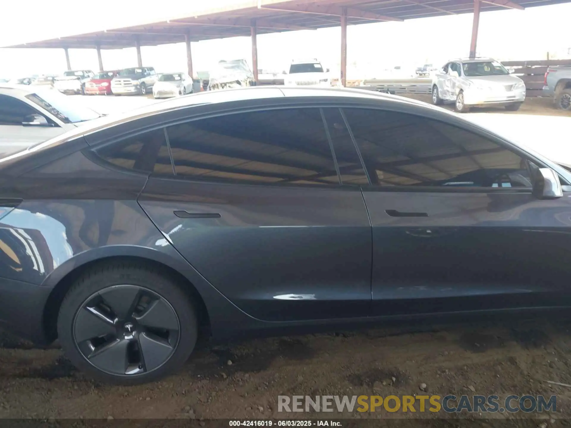 8 Фотография поврежденного автомобиля 5YJ3E1EB1MF979663 TESLA MODEL 3 2021