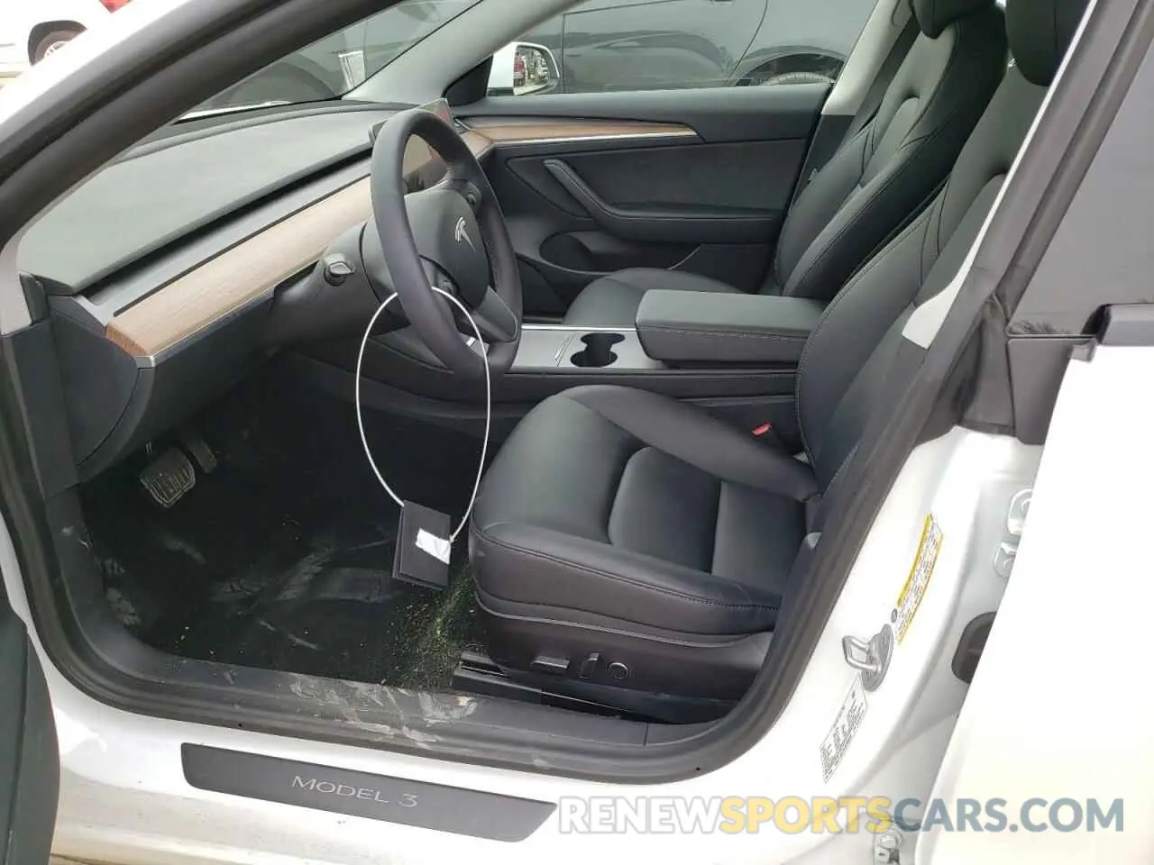 7 Photograph of a damaged car 5YJ3E1EB1MF980098 TESLA MODEL 3 2021