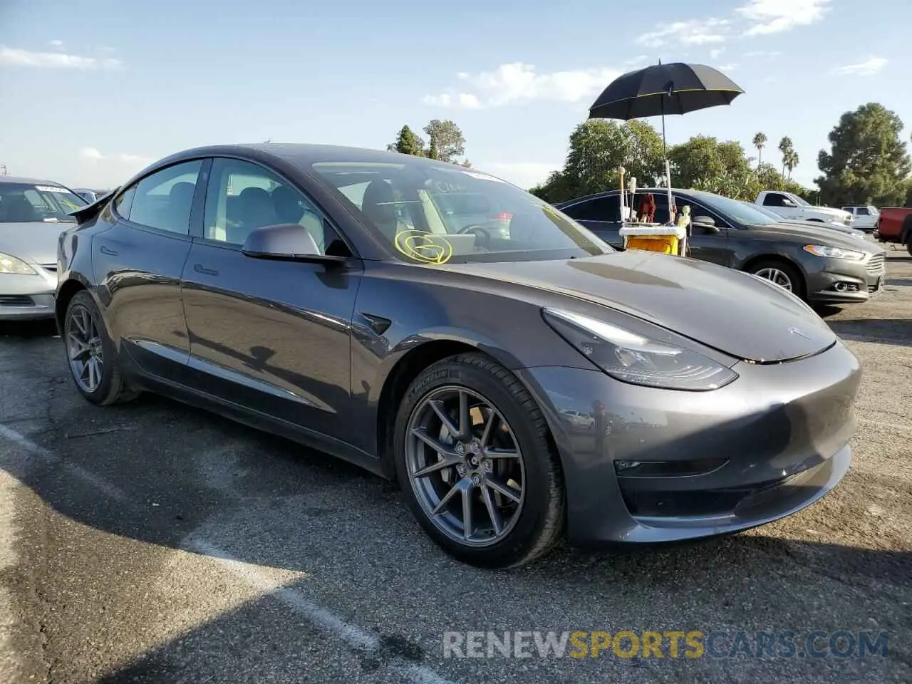 1 Photograph of a damaged car 5YJ3E1EB2MF006792 TESLA MODEL 3 2021