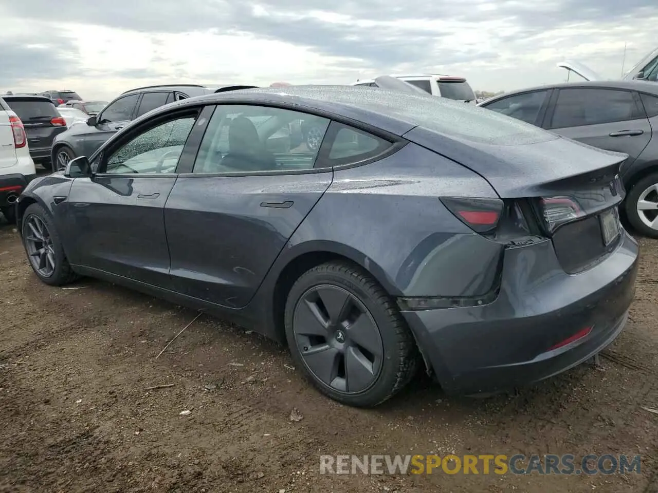 2 Photograph of a damaged car 5YJ3E1EB2MF066149 TESLA MODEL 3 2021