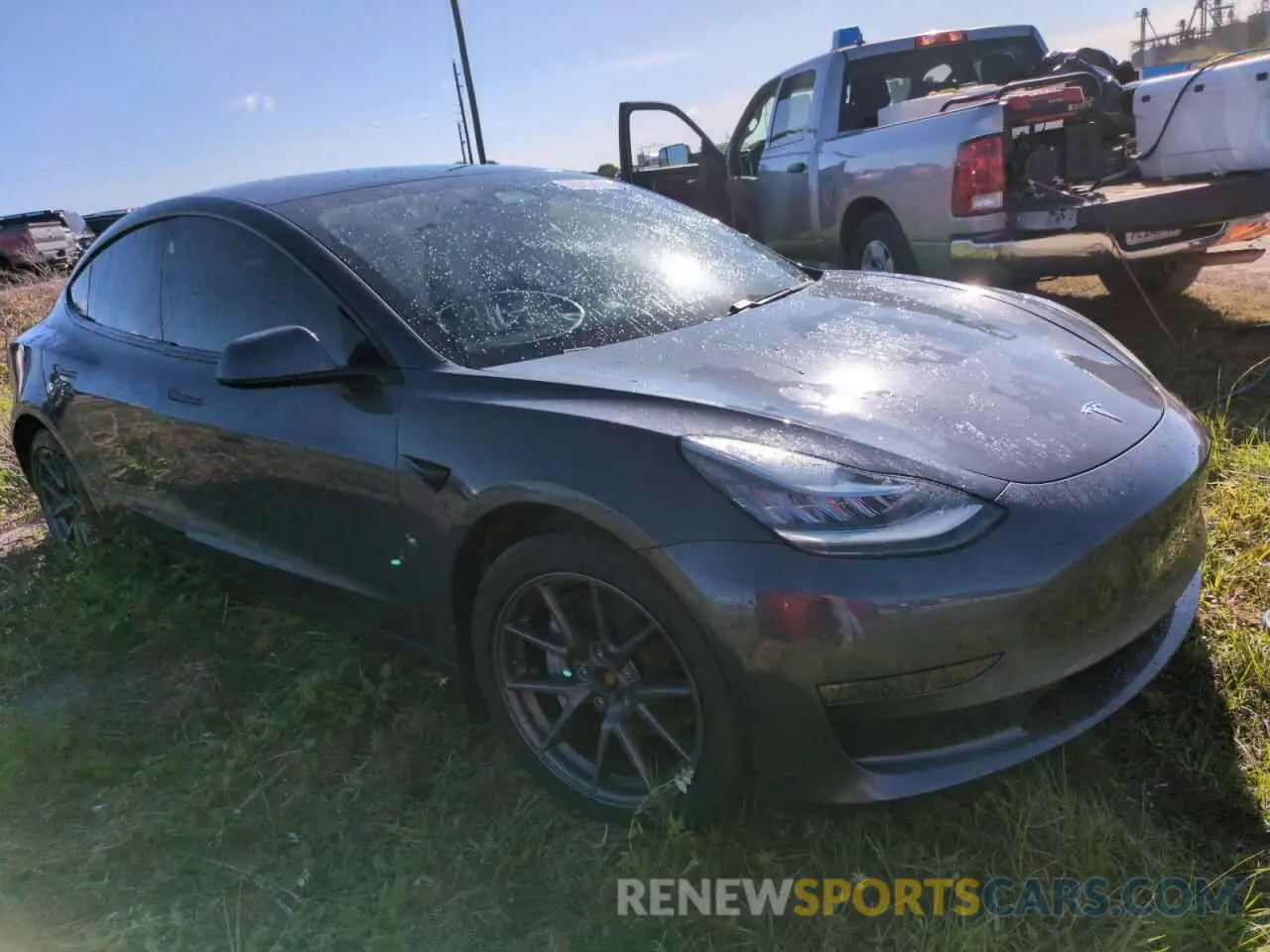 4 Photograph of a damaged car 5YJ3E1EB2MF848158 TESLA MODEL 3 2021