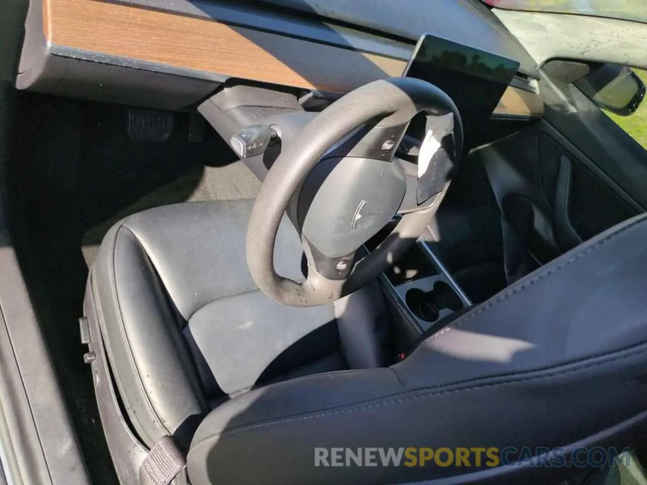 8 Photograph of a damaged car 5YJ3E1EB2MF848158 TESLA MODEL 3 2021
