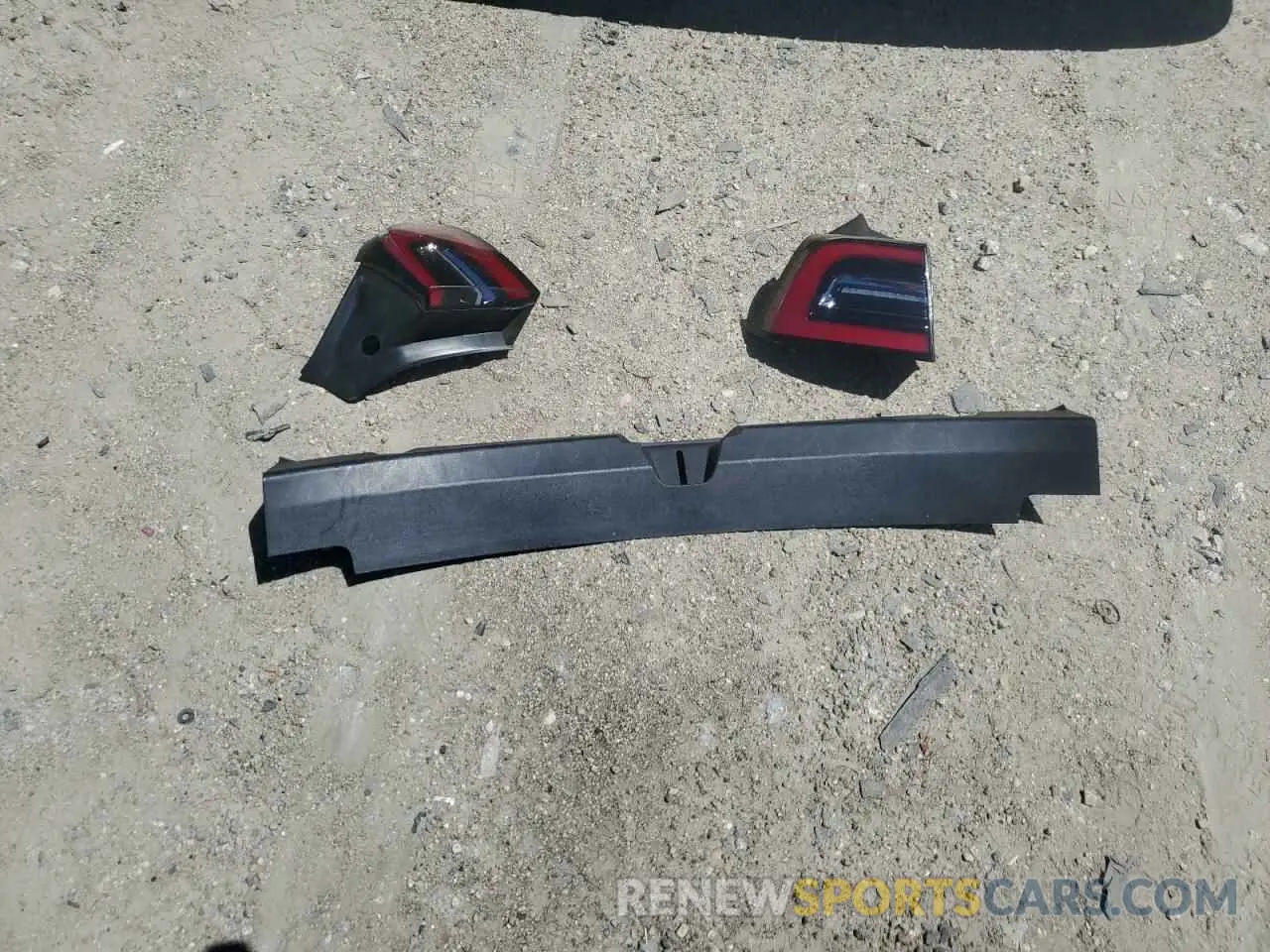 12 Photograph of a damaged car 5YJ3E1EB2MF937020 TESLA MODEL 3 2021