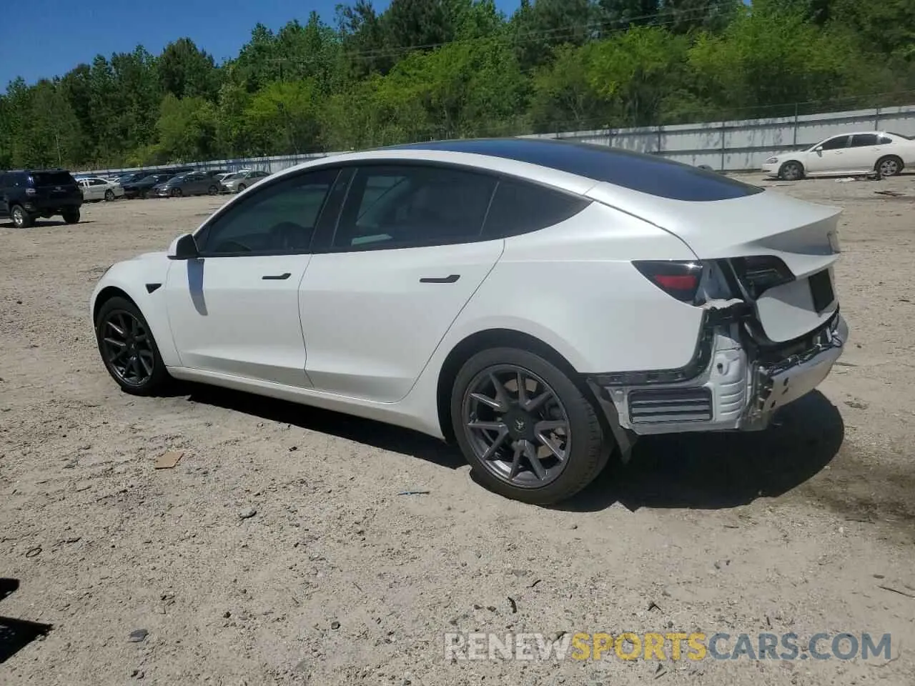 2 Photograph of a damaged car 5YJ3E1EB2MF937020 TESLA MODEL 3 2021
