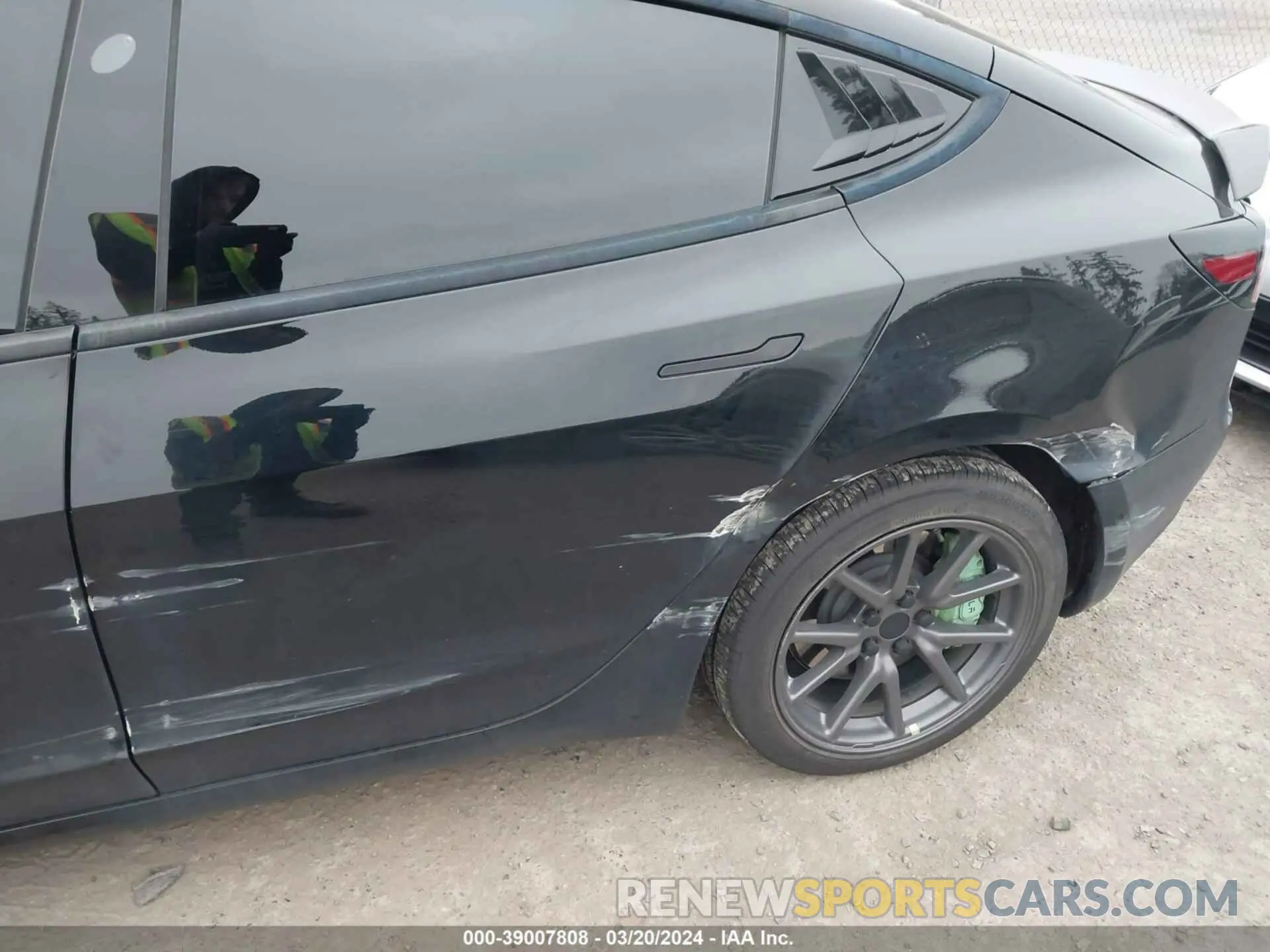20 Photograph of a damaged car 5YJ3E1EB3MF002296 TESLA MODEL 3 2021