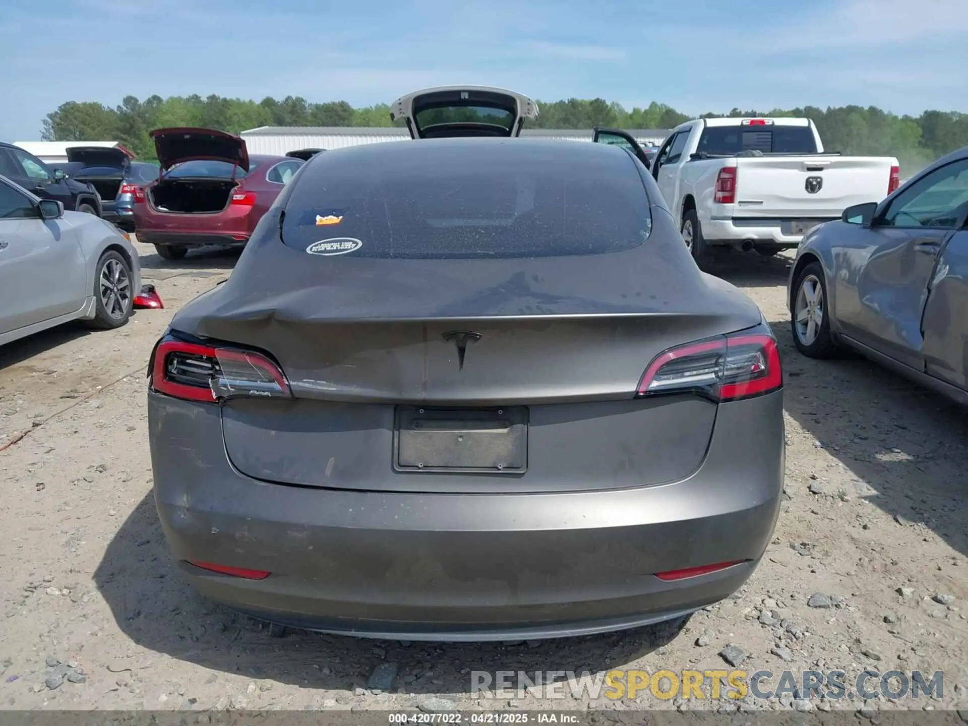 16 Фотография поврежденного автомобиля 5YJ3E1EB3MF014884 TESLA MODEL 3 2021