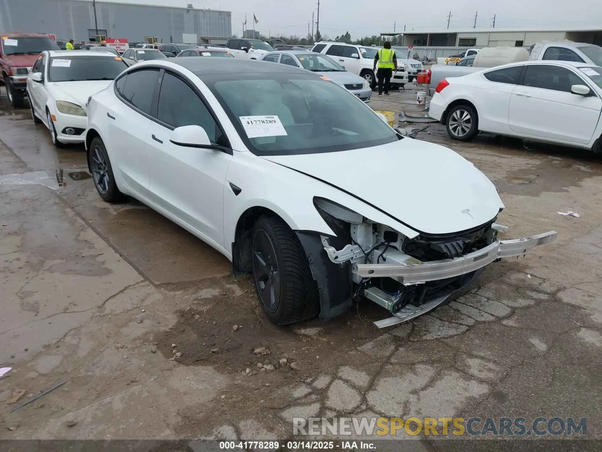 1 Photograph of a damaged car 5YJ3E1EB3MF059713 TESLA MODEL 3 2021