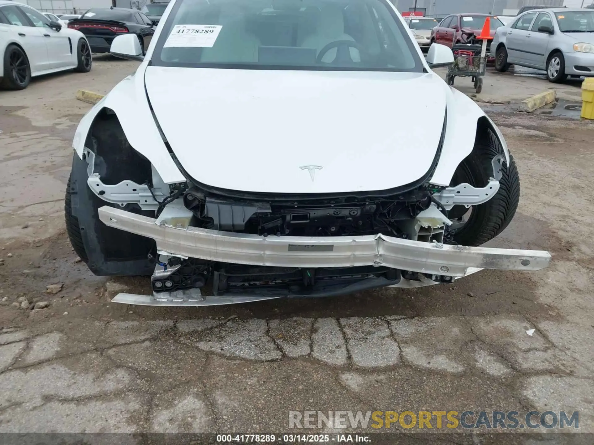 6 Photograph of a damaged car 5YJ3E1EB3MF059713 TESLA MODEL 3 2021